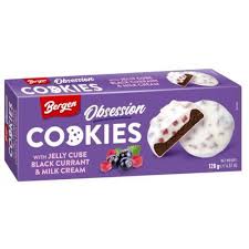 Bergen Obsession cookies with Jelly Cube Blackcurrant & Milk Cream