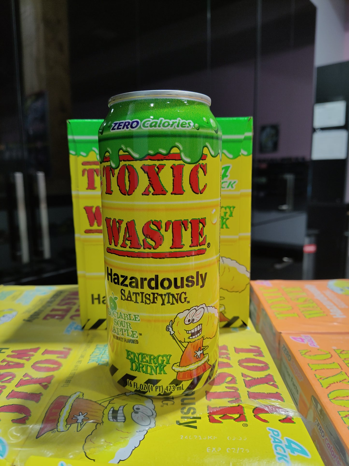 Toxic Waste Sociable Sour Apple Energy Drink (Pack of 4)