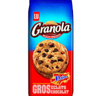 LU GRANOLA EXTRA COOKIES chocolate with crunchy almonds